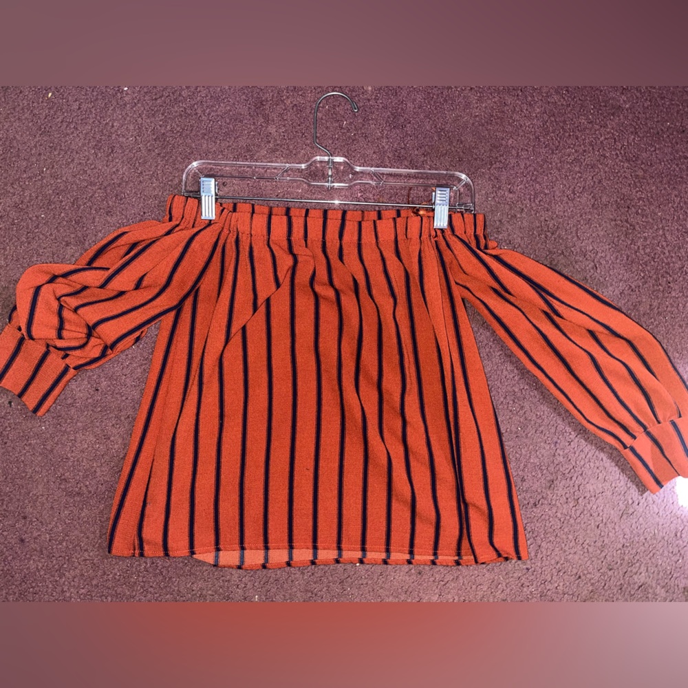 Windsor Off the shoulder navy and burnt orange striped blouse xs